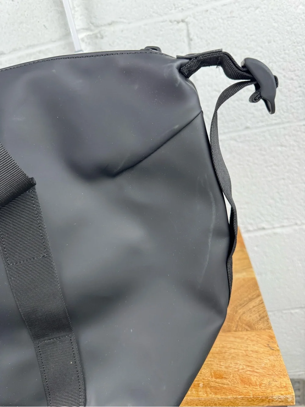 RAINS Black Waterproof Weekend Duffle Bag Shoulder Travel Gym Tote
